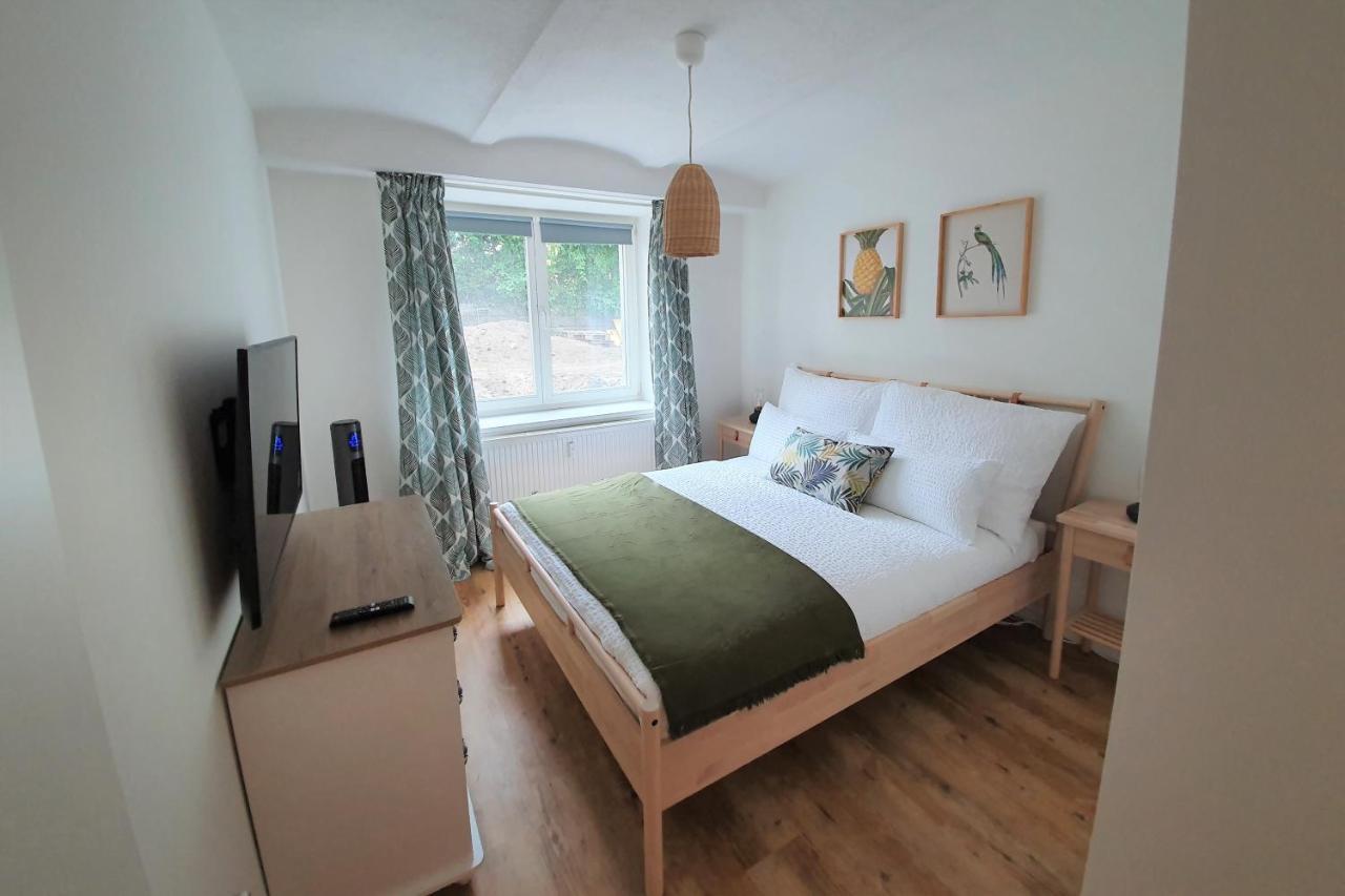 Pb Ferienwohnungen - Fewo 1 - Stilvoll Eingerichtetes Apartment Im Herzen Senftenbergs Εξωτερικό φωτογραφία