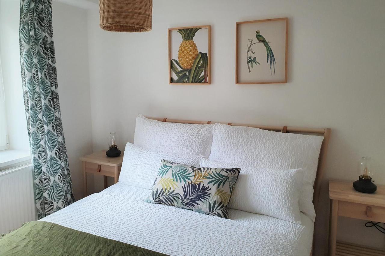 Pb Ferienwohnungen - Fewo 1 - Stilvoll Eingerichtetes Apartment Im Herzen Senftenbergs Εξωτερικό φωτογραφία